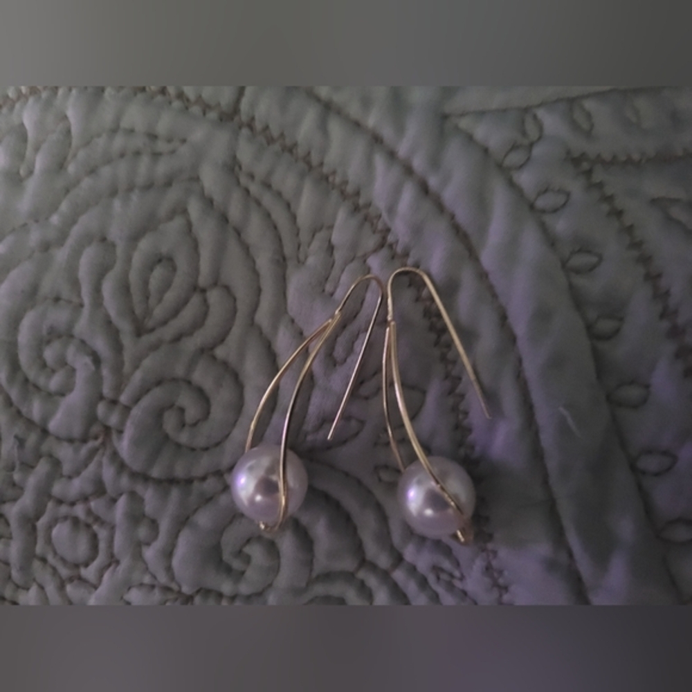 Delicate Freshwater Pearl Earrings